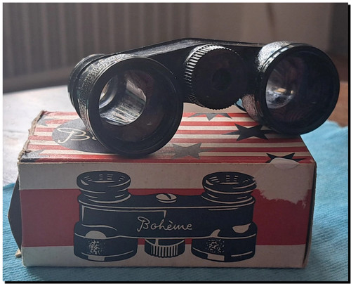 Historisches fernglas isolan - historisches,